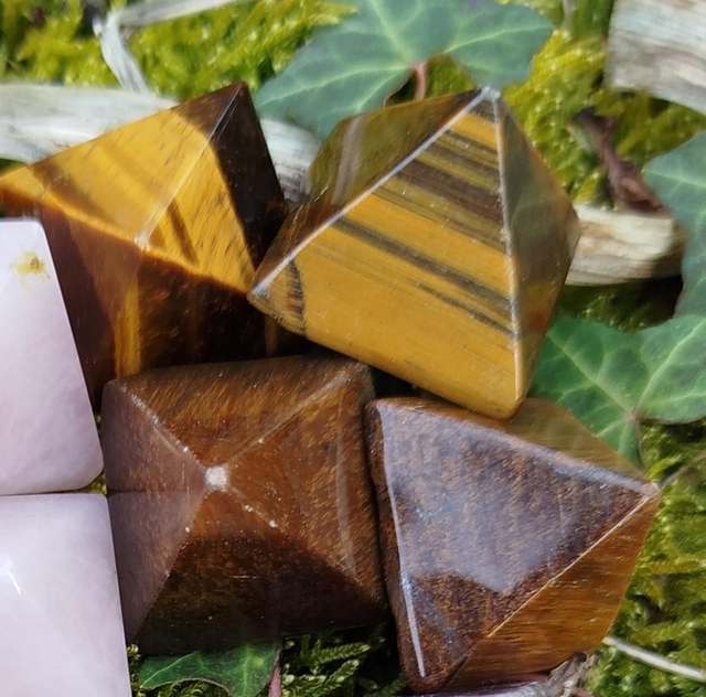 Pyramide Oeil de Tigre