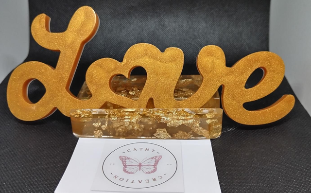 Love doré et son support 