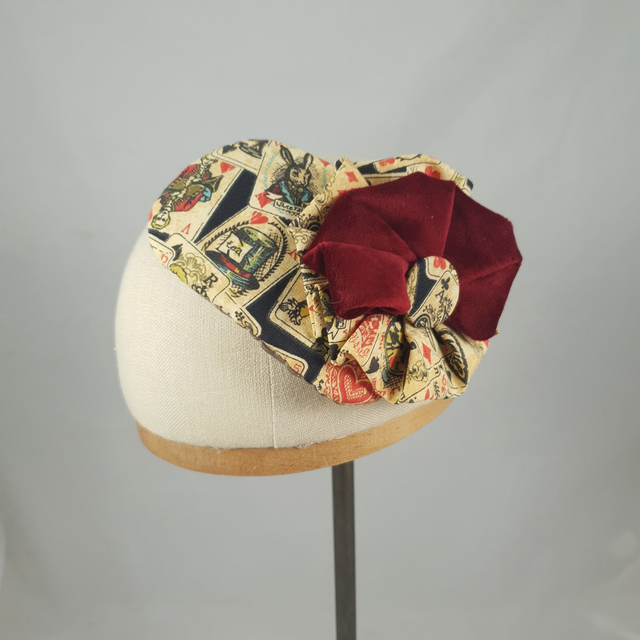 Fascinator oval cartes