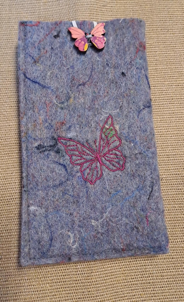 Kännykkäpussukka Hyönteiset