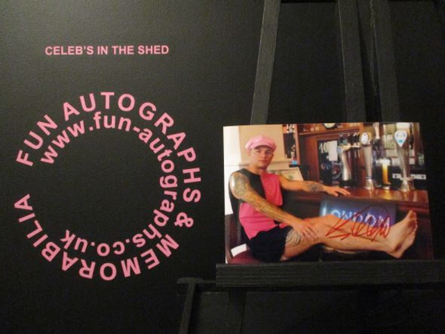 Kevin Mitchell Authentic Autographed 6x4 Our Facing Photograph (D)