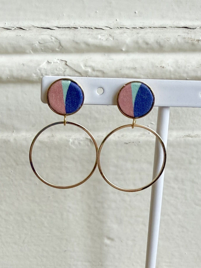 Boucles d&#039;oreilles - PUCERING BAUHAUS- rose, vert et bleu
