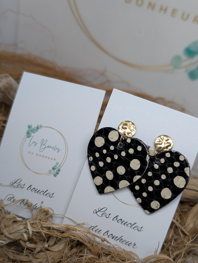 Boucles d'oreilles Coeur ❤️ noir et blanc nc021