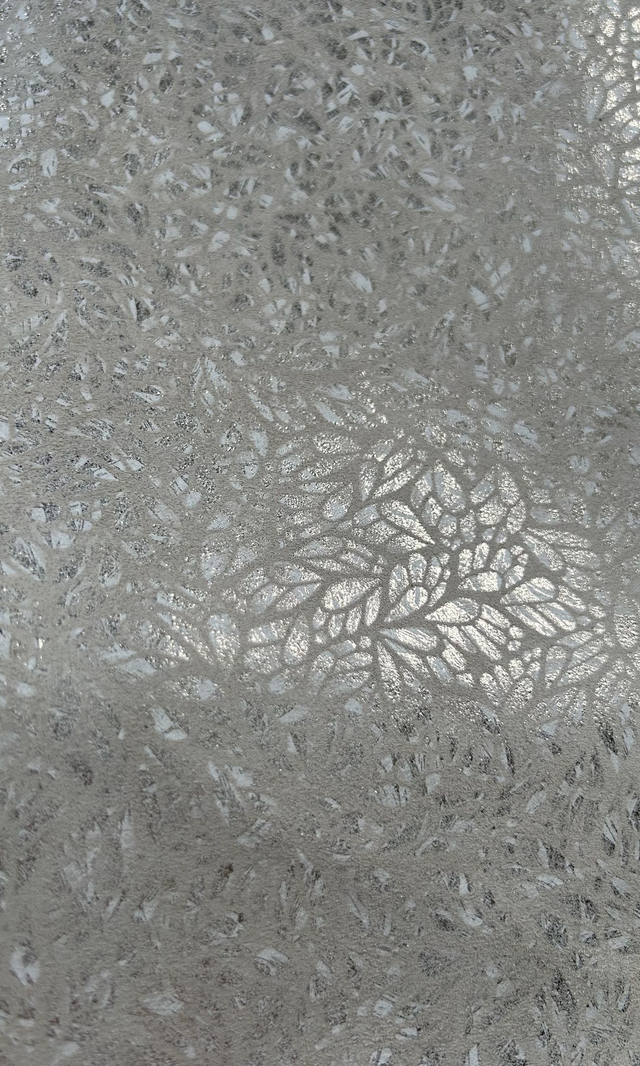 Chute de cuir rose motifs floraux (chut4)