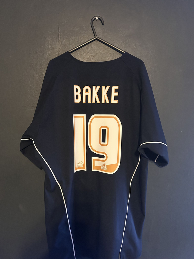 (M) Leeds United 2005-06 Away / BAKKE 19