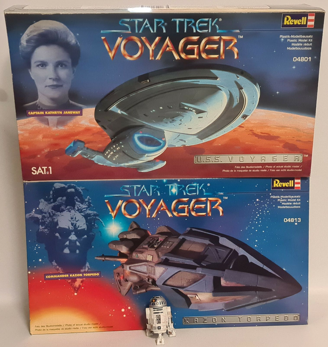 Voyager &amp; Kazon torpedo model kits