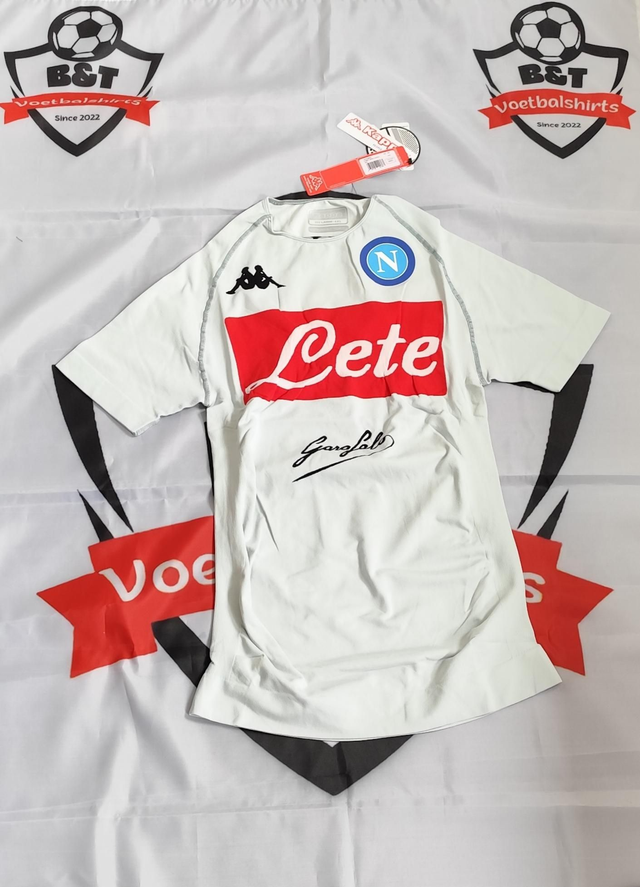 Napoli Player Issue Compression Baselayer model:2 2018/2019