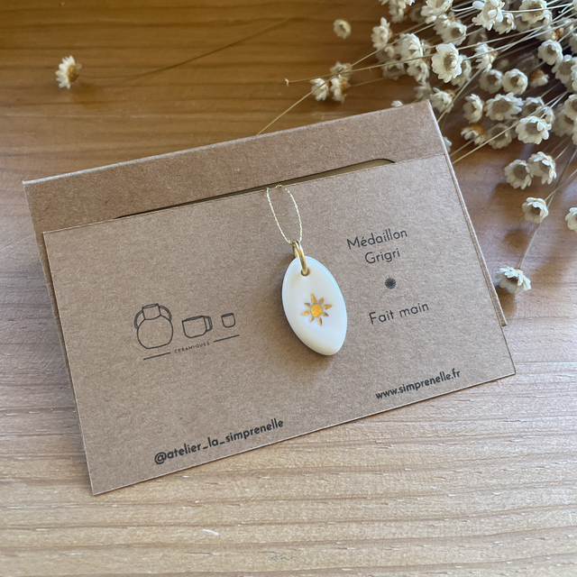 Médaillon en porcelaine ☀️ Soleil #2