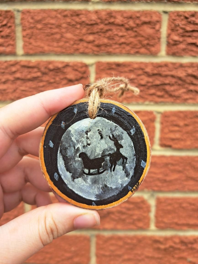 Handpainted Christmas Santa &amp; Moon Woodslice