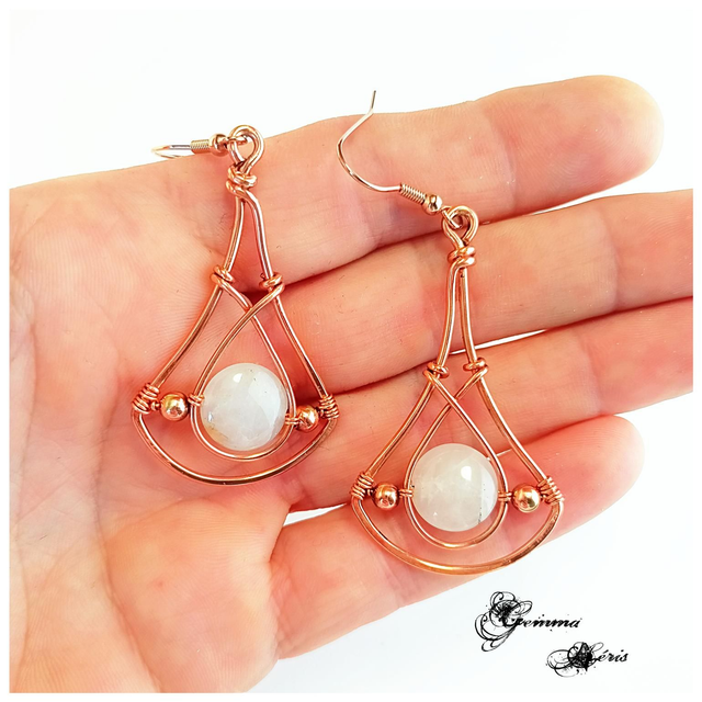 Theia - l'éclat céleste qui rayonne sans s'imposer