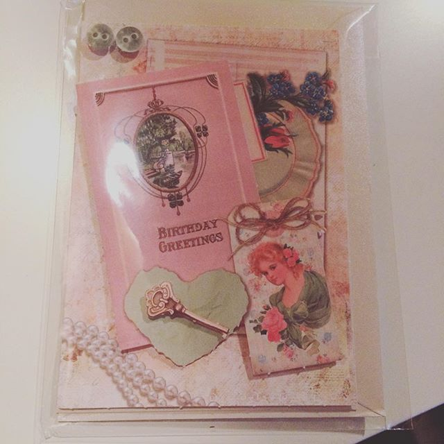 Carte Anniversaire  N&#039; A07