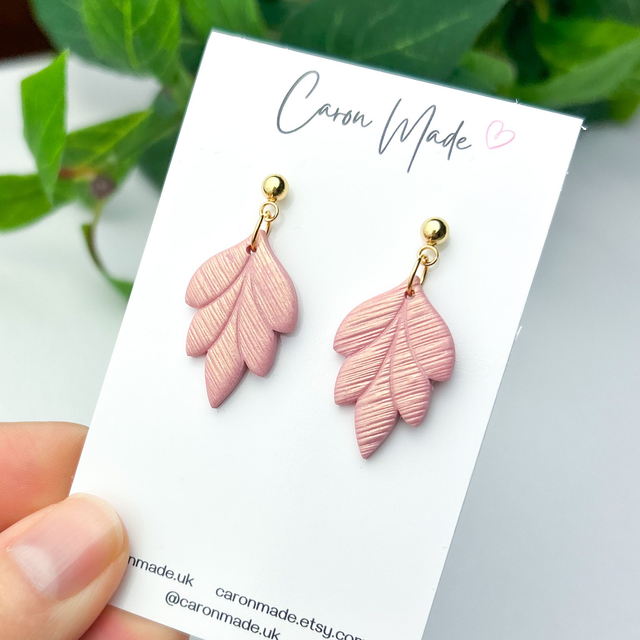 Blush pink floral shape earrings 