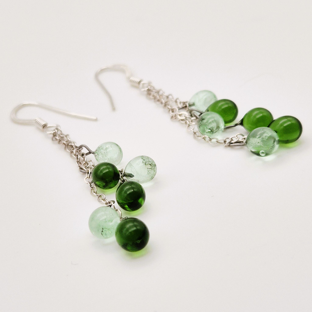 Boucles d'oreilles Gouttes vertes foncées et vertes claires