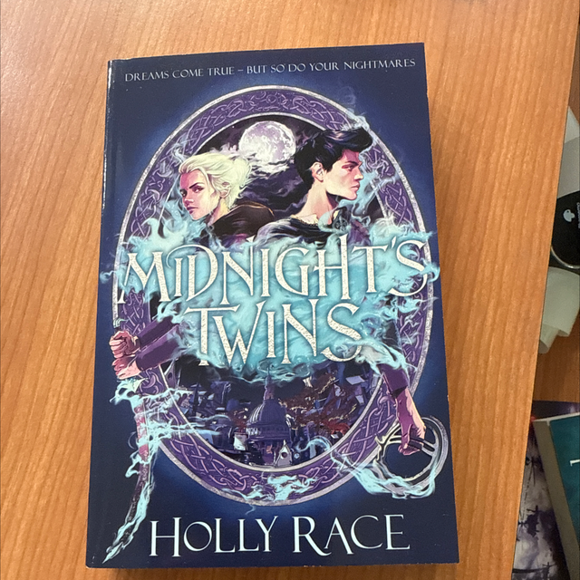 Midnights Twins