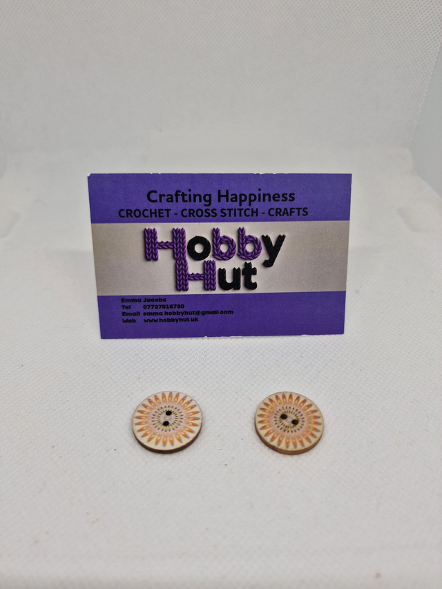 Vintage Style Buttons (13) 2cm