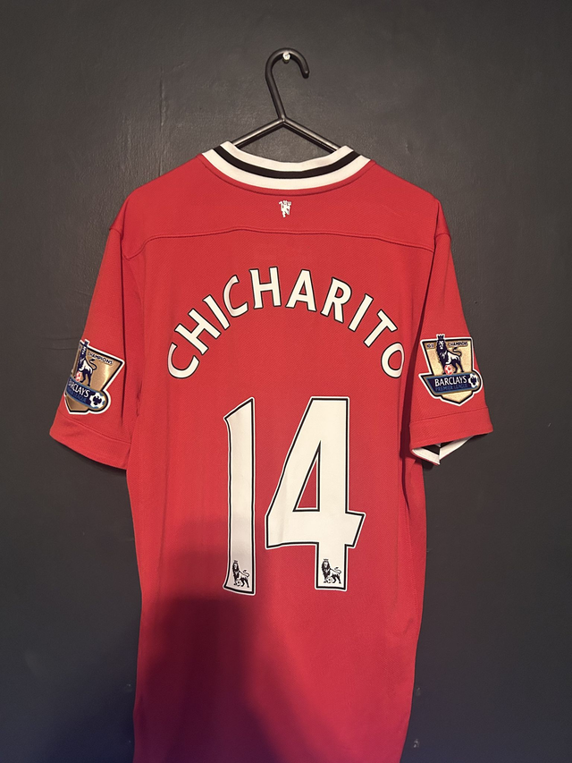 (M) Manchester United 2011-12 Home / CHICHARITO 14