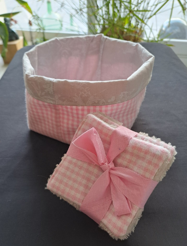 panière beauté avec 4 lingettes