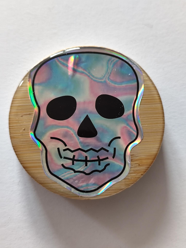 Décapsuleur magnétique frigo tête de mort holographique 