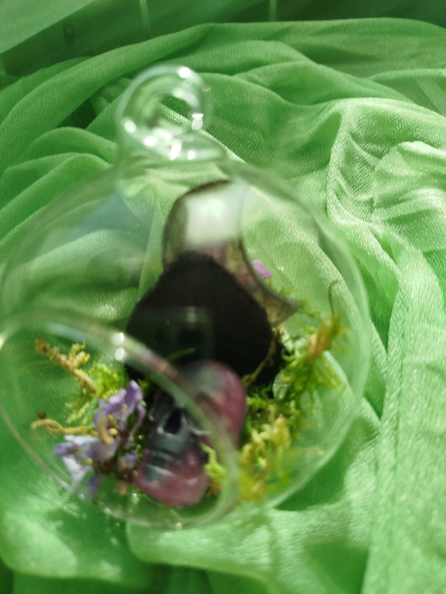 Boule crâne et lune