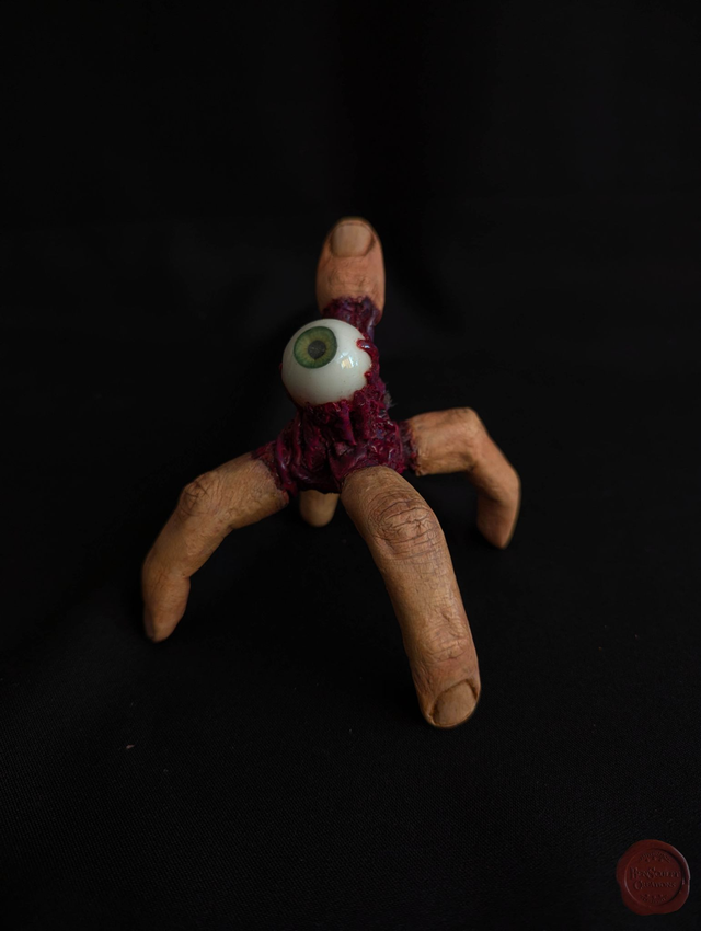 - Finger Creature - Re-Animator