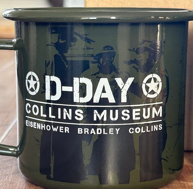tasse émaillée D-Day Collins Museum