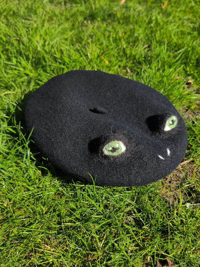 Frog Beret