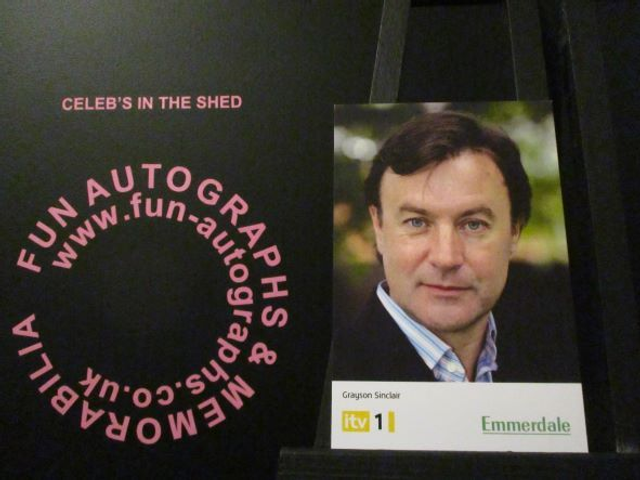 Christopher Villiers (Grayson Sinclair) Original Emmerdale Yellow &amp; White Itv1 Logo Cast Card