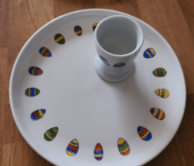 SET Pâques - Assiette Oeufs, coquetier