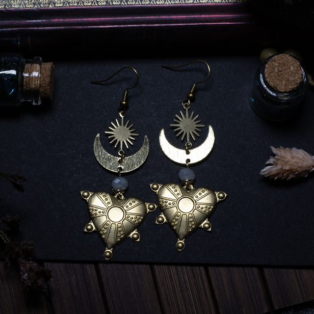 "Coeurs Miraculés" boucle d'oreille en laiton 