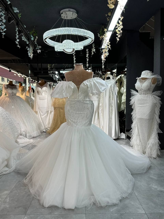 Robe de Mariée Sirène épaules tombantes satin et tulle / Réf : RMS20