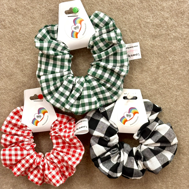 Coleteros de tela tipo scrunchie