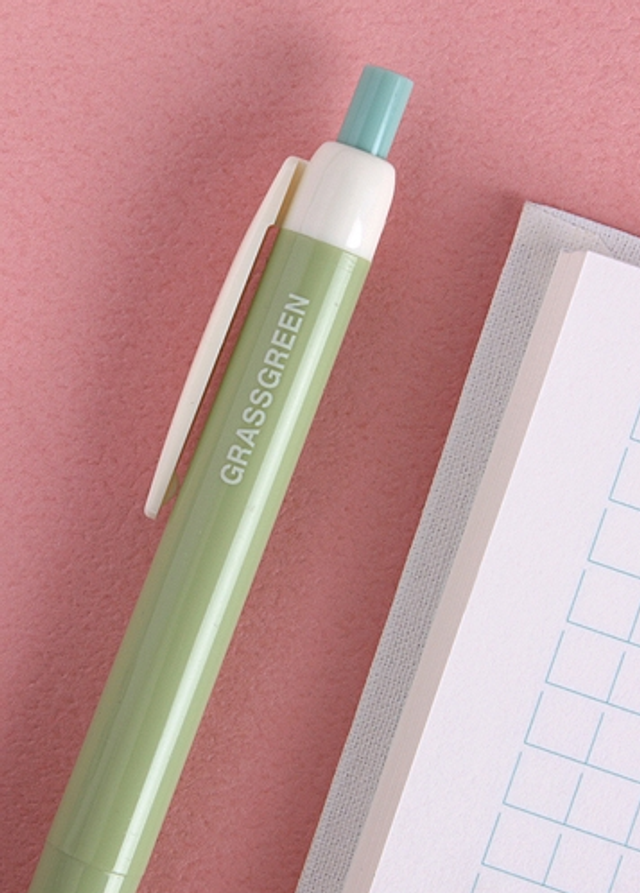 KULIČKOVÉ PERO / GRASSGREEN