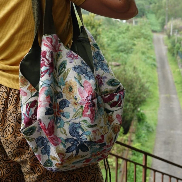 Sac besace, OSTARA Fleuri