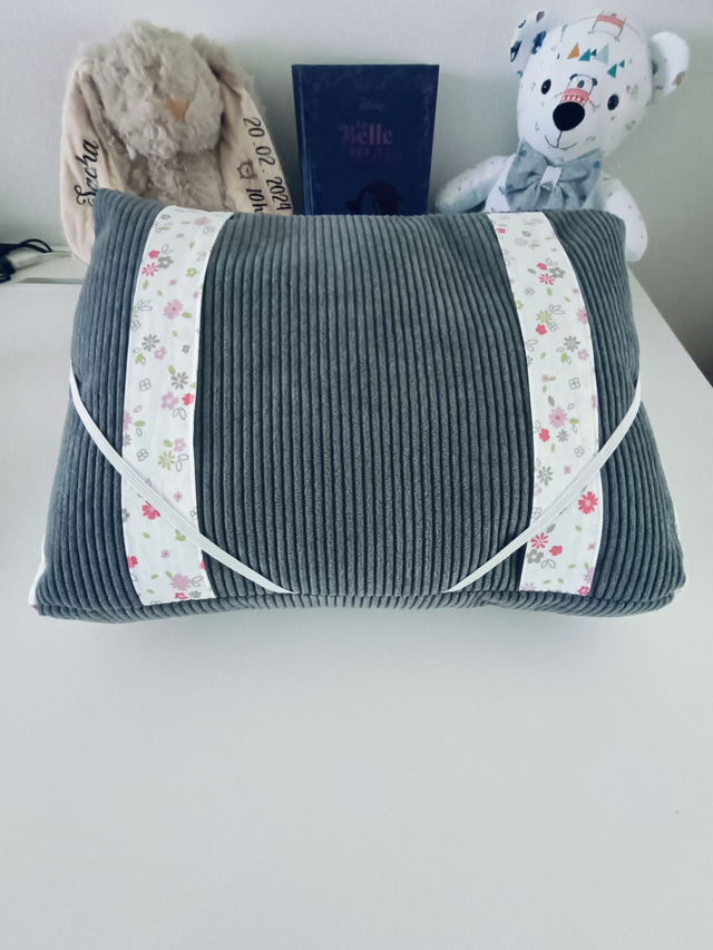 Coussin de Lecture gris