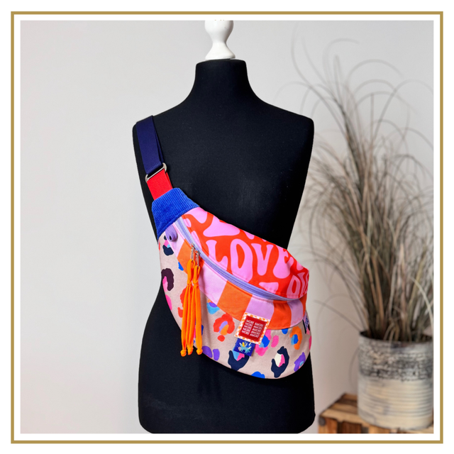 MOONBAG - BIG - Outdoor LOVE / gestreift / Canvas Leo / lila 