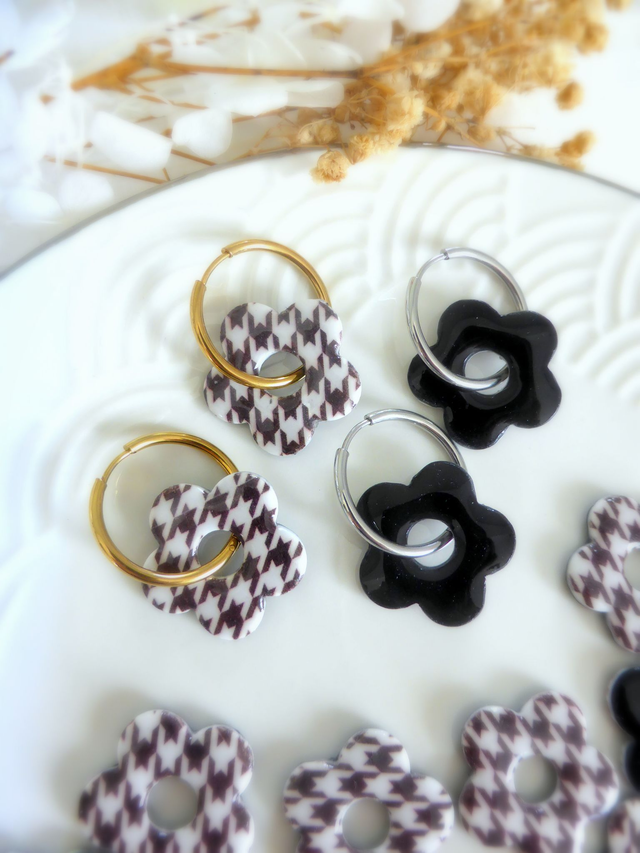 Perles fleurs pied de poule - Mix &amp; Boucles