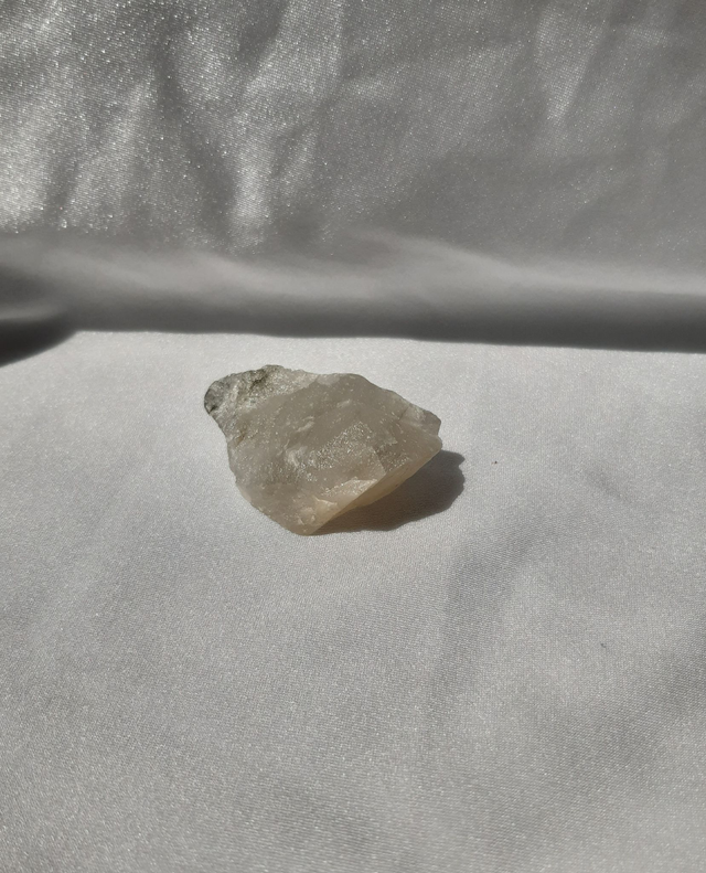 Pierres Brutes en Aragonite Blanche