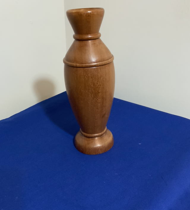 Sapele vase 