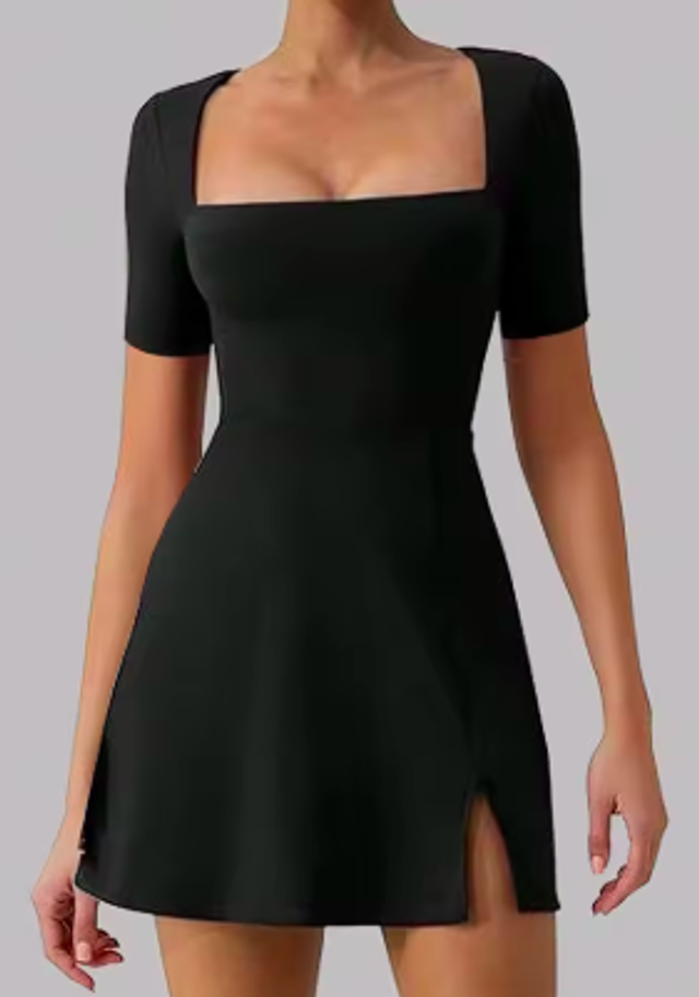 Zomer damesjurk met sexy vierkante kraag