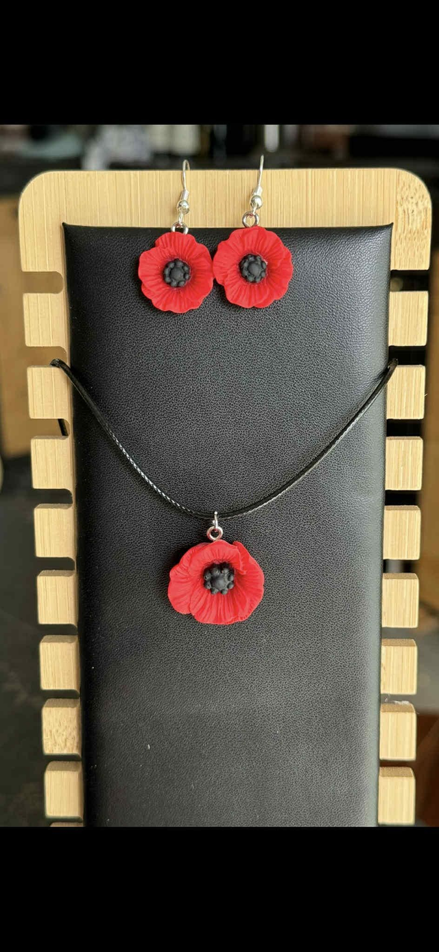 🌺✨ Parure Coquelicot – Élégance florale et intemporelle ✨🌺