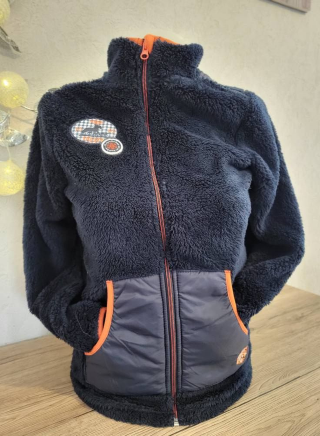 Veste polaire Red Horse Fluffy – 16 ans – Neuve déstockage