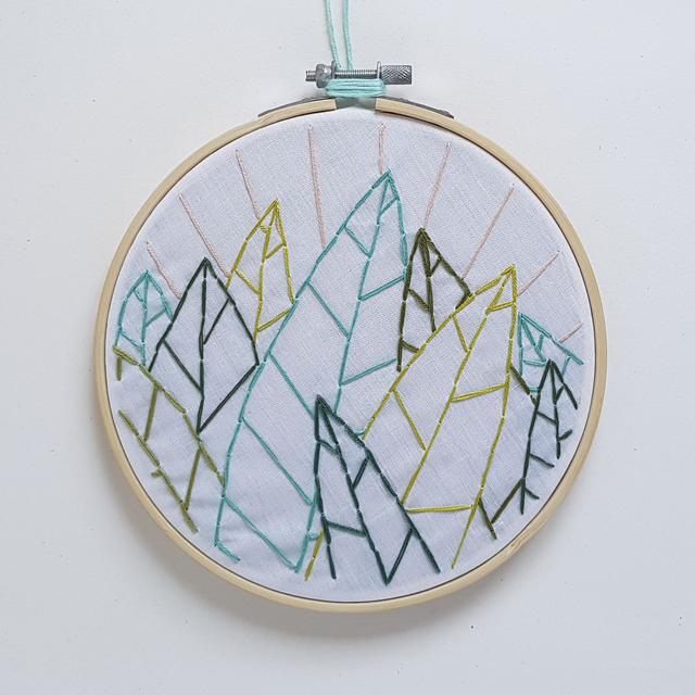 Embroidered Leaves 16cm - ORIGINAL