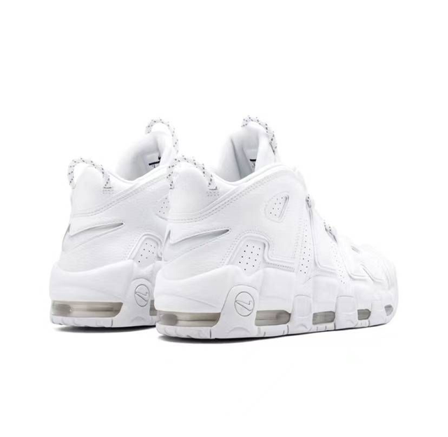 Nike Air More Uptempo (Vendu sans la boîte )