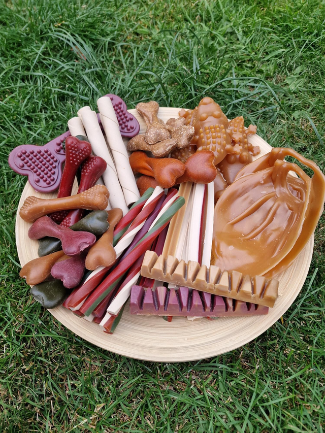 50 ULTIMATE Veggie Treats Box