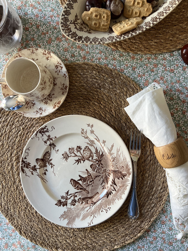 CHARDONNERET - Assiette à dessert de la manufacture Creil & Montereau - Terre de Fer