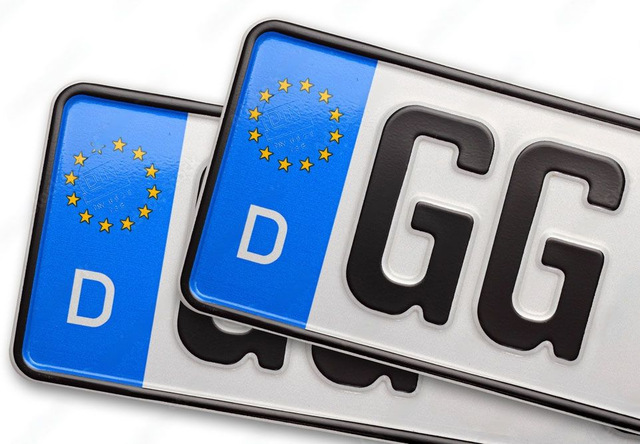 2 x Kennzeichen (Standard 520x110mm)