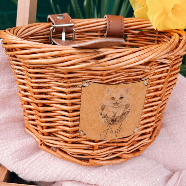 Panier en osier ouvert 