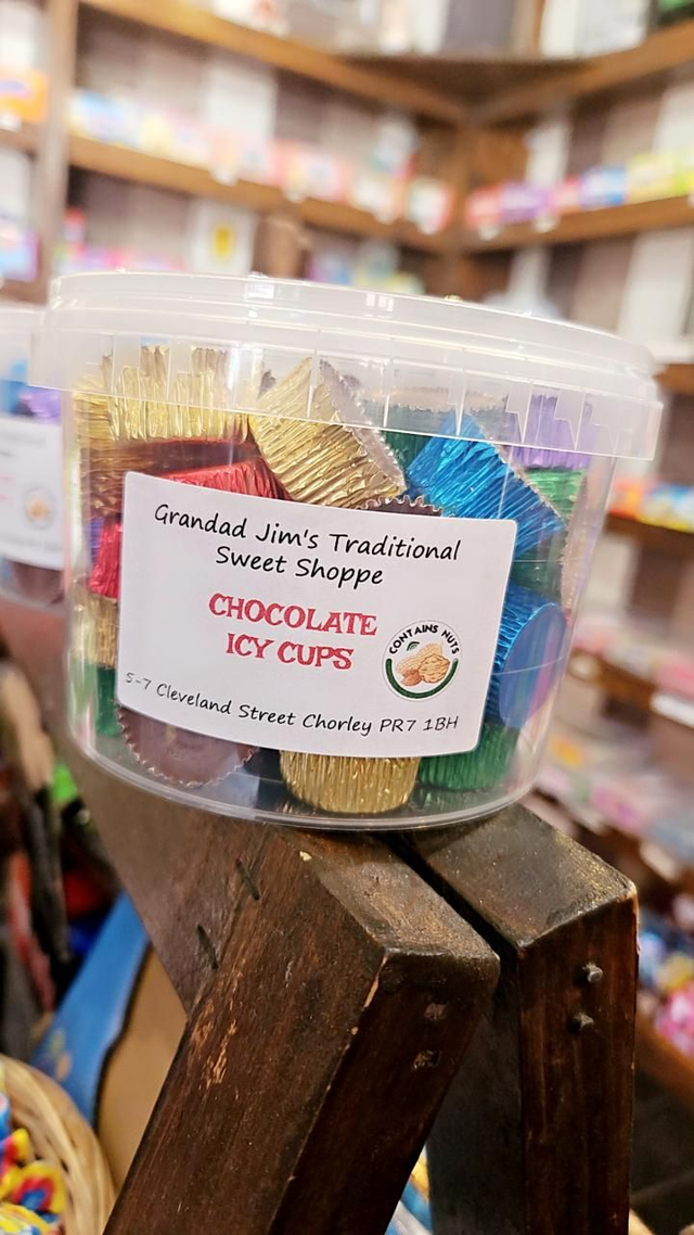 Chocolate icy cups tub of 50 cups