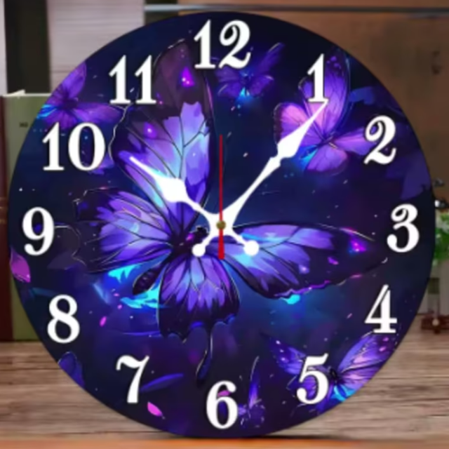 Ronde wandklok van hout Retro paarse vlinder (25cm)