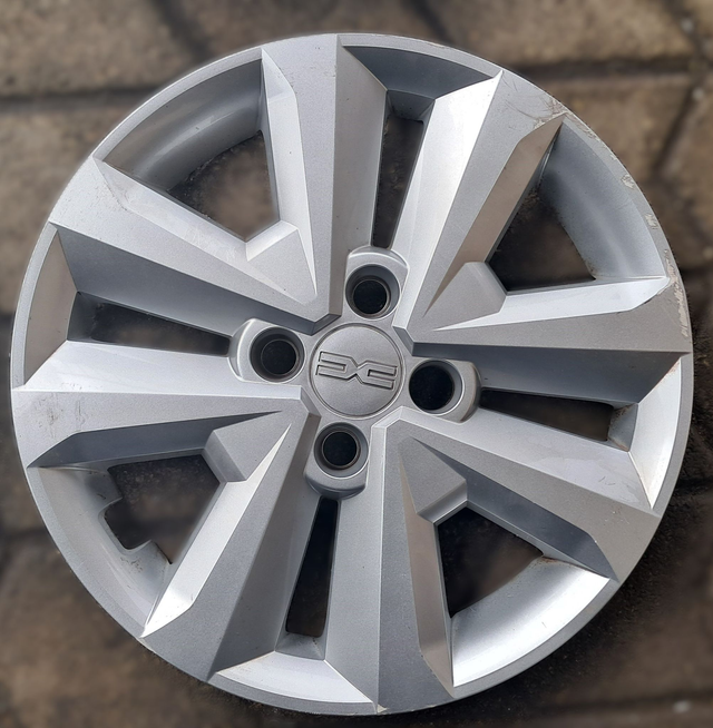 Enjoliveur Dacia Sandero modèle Sorane 15&quot; Occasion